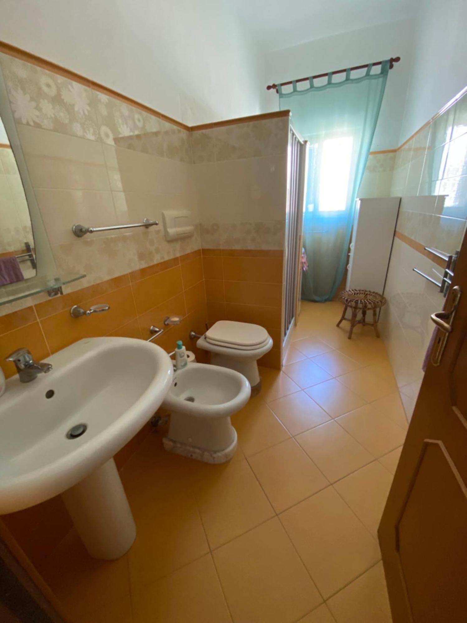 Casa Dorina Charme E Comfort A 100 M Dal Mare Donnalucata  Bagian luar foto