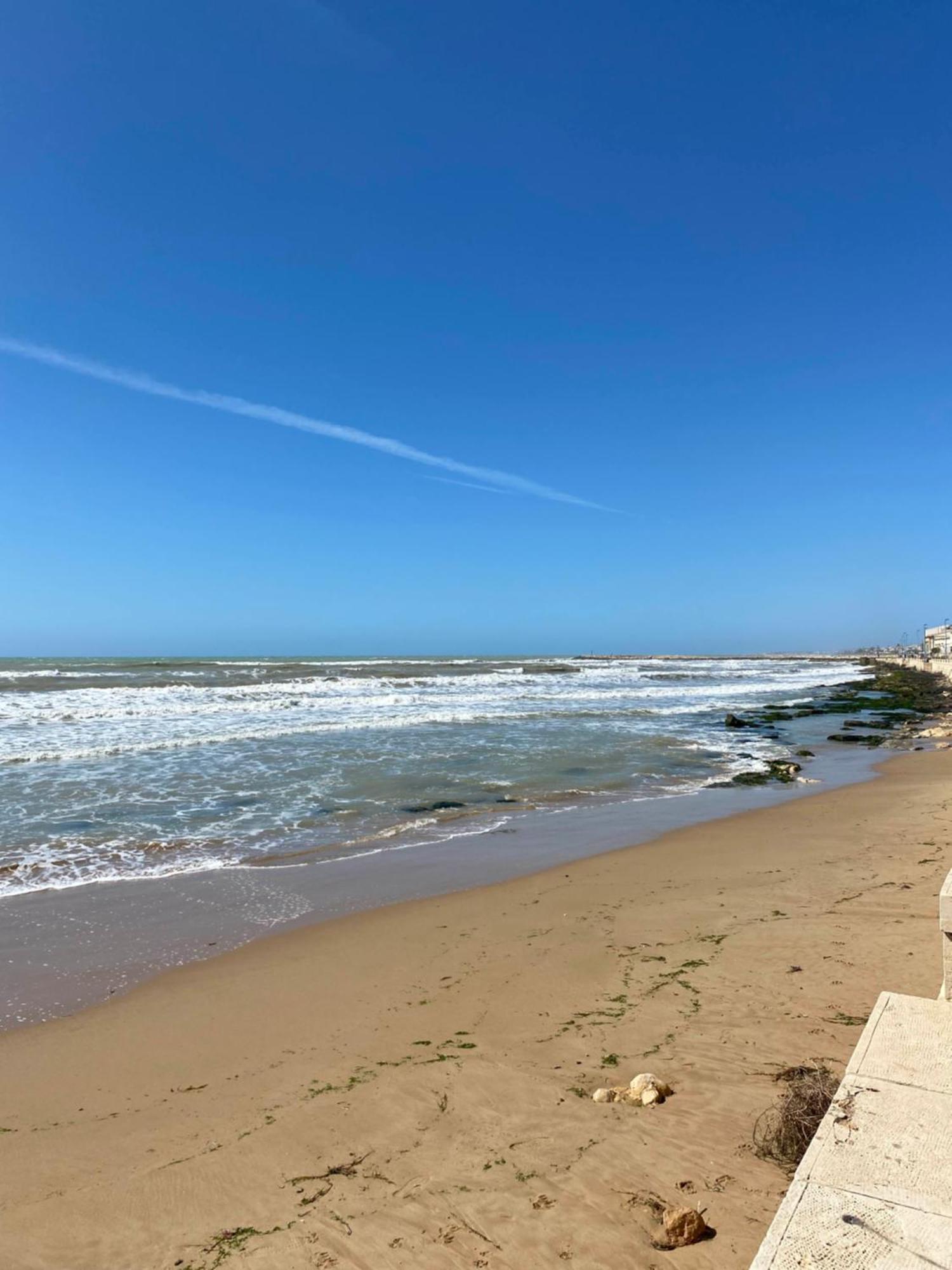 Casa Dorina Charme E Comfort A 100 M Dal Mare Donnalucata  Bagian luar foto