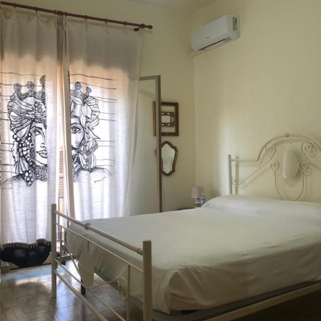 Casa Dorina Charme E Comfort A 100 M Dal Mare Donnalucata  Bagian luar foto