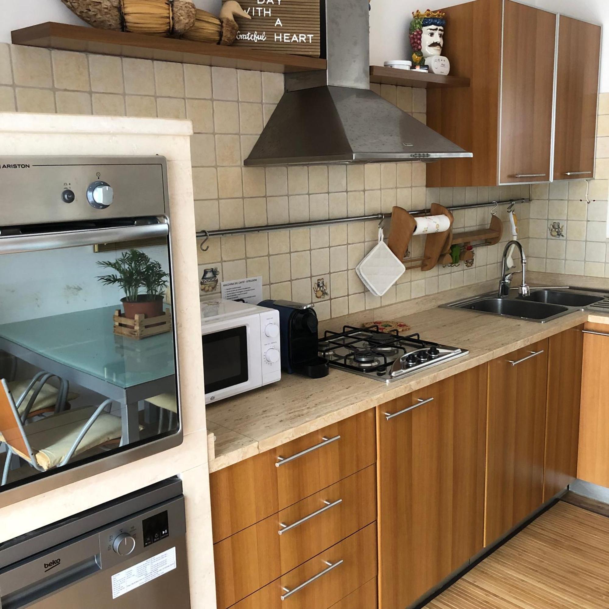 Casa Dorina Charme E Comfort A 100 M Dal Mare Donnalucata  Bagian luar foto