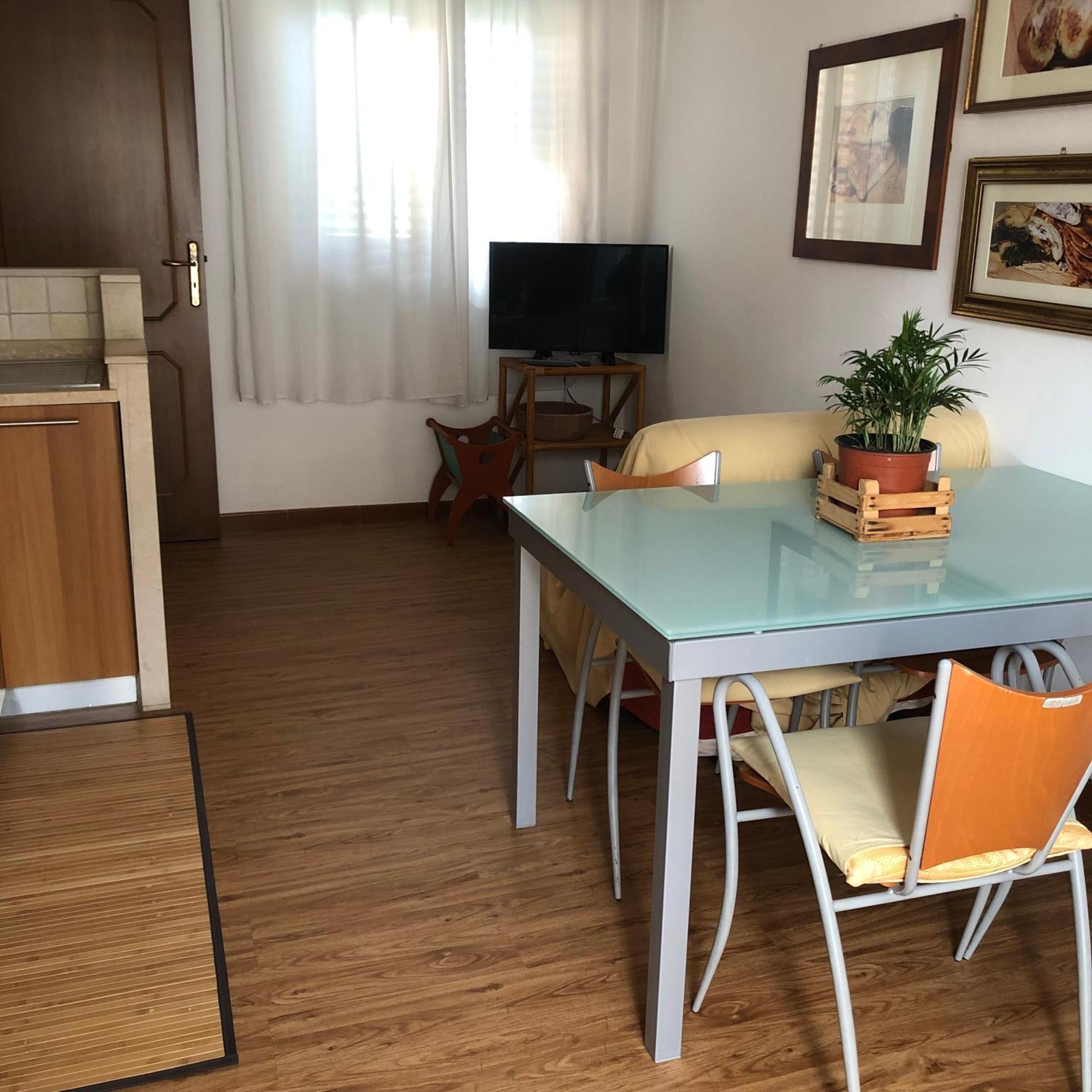 Casa Dorina Charme E Comfort A 100 M Dal Mare Donnalucata  Bagian luar foto